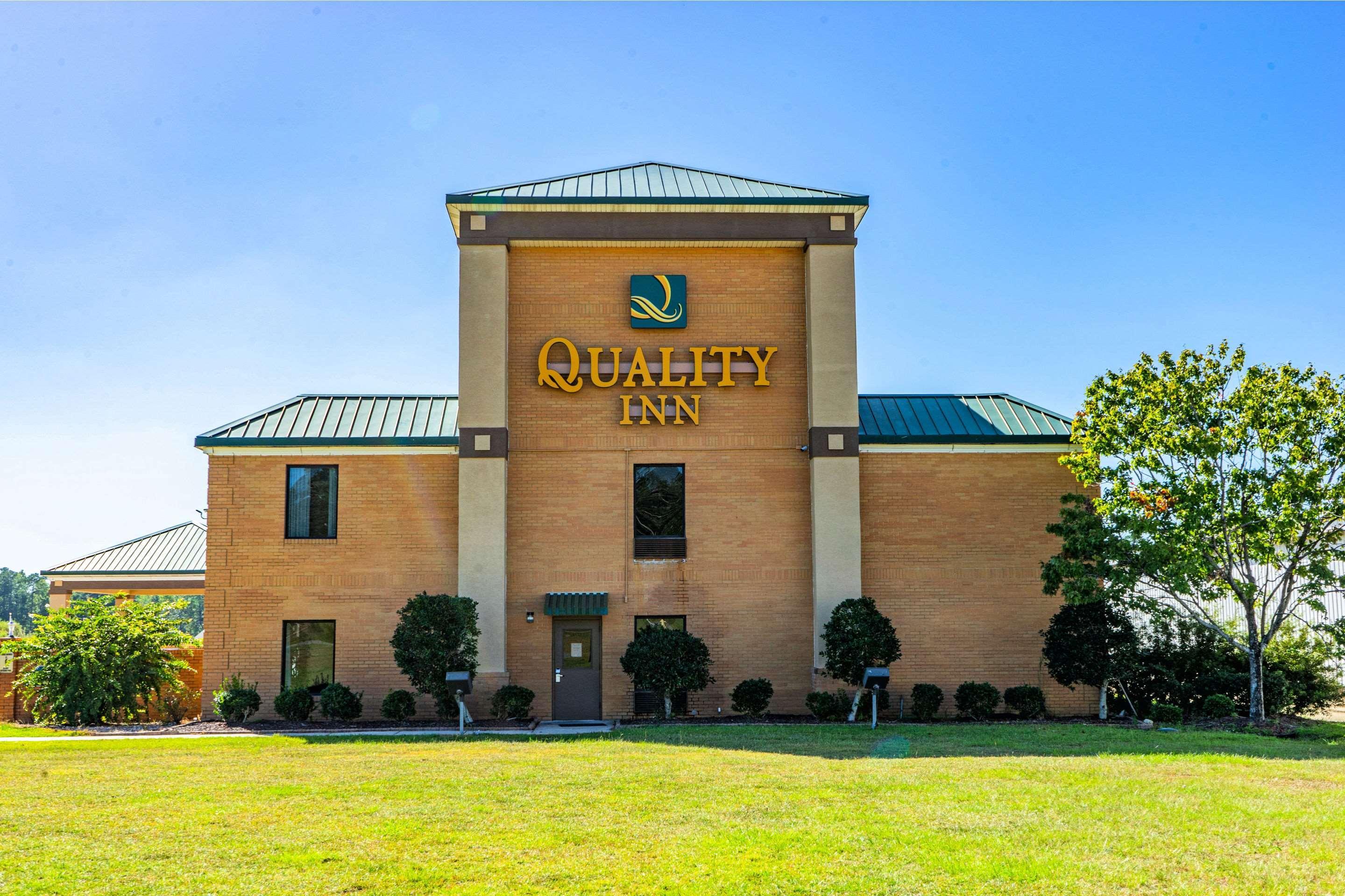 Quality Inn Whiteville North Екстериор снимка