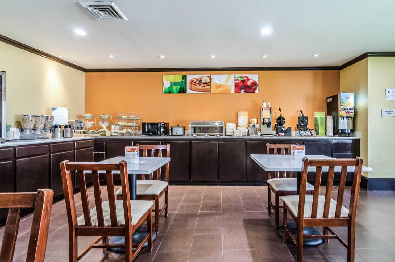 Quality Inn Whiteville North Екстериор снимка