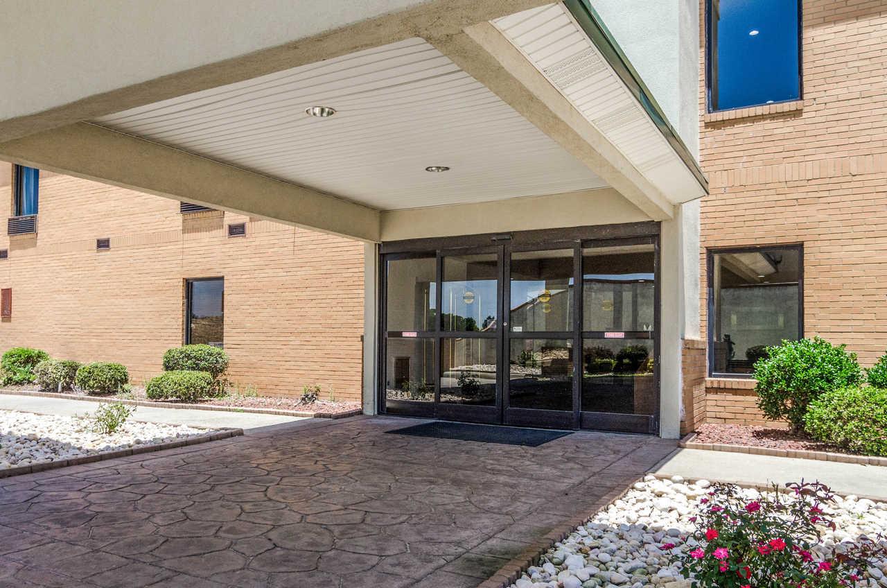 Quality Inn Whiteville North Екстериор снимка
